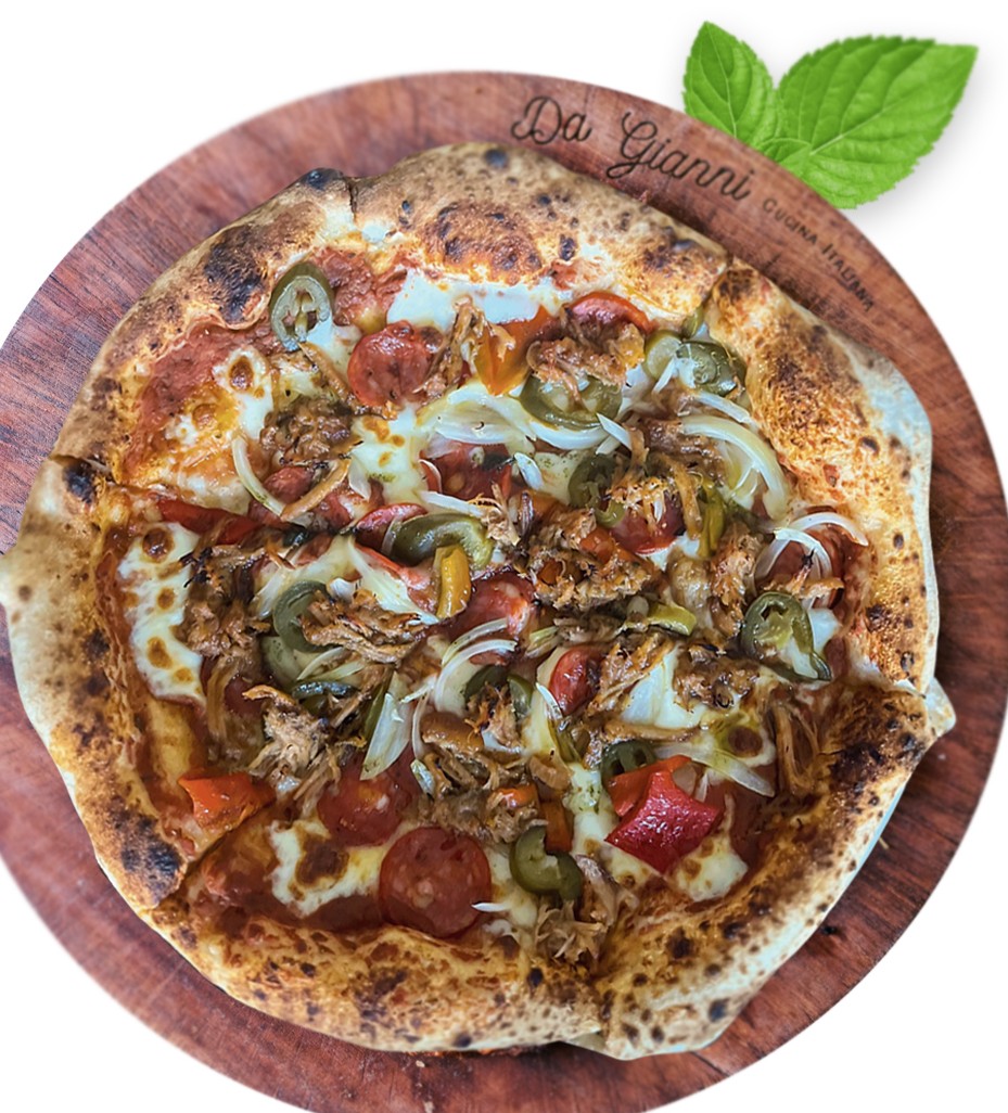 Da Gianni pizza on wooden board