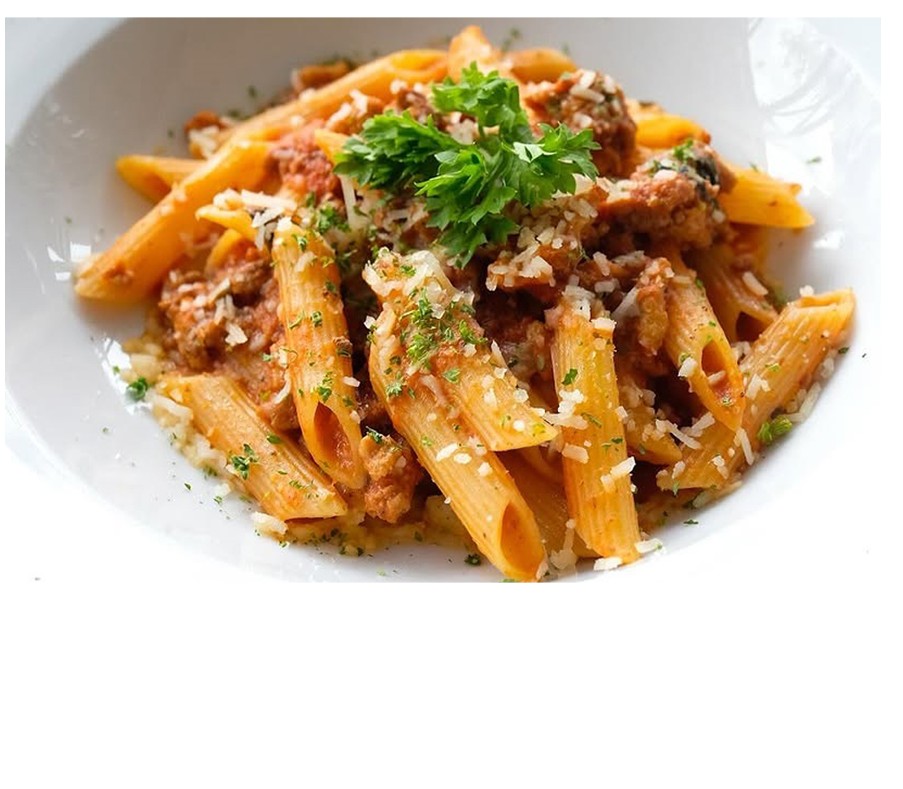 Penne pasta with ragu
