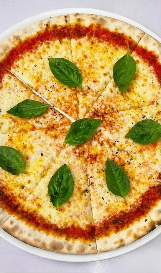 Thin Romana margherita pizza